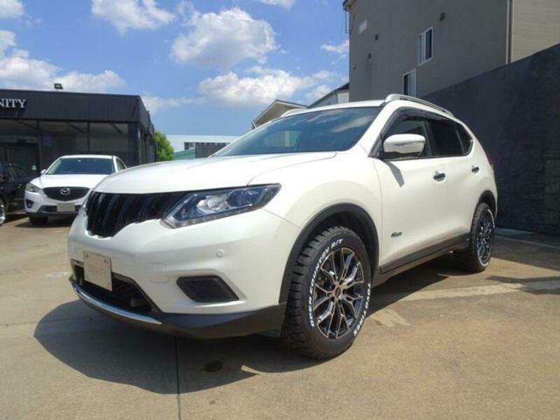 X-TRAIL