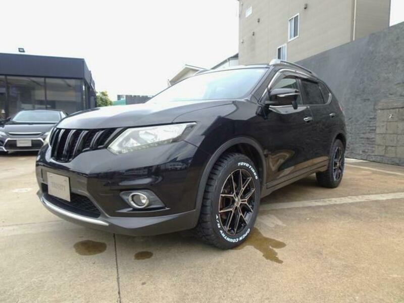 X-TRAIL