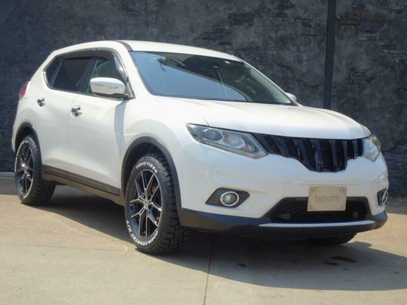 X-TRAIL