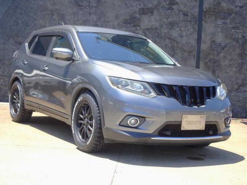 X-TRAIL