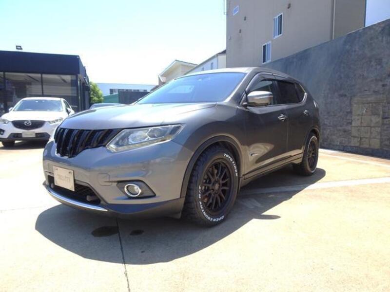 X-TRAIL