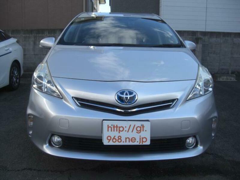 PRIUS ALPHA