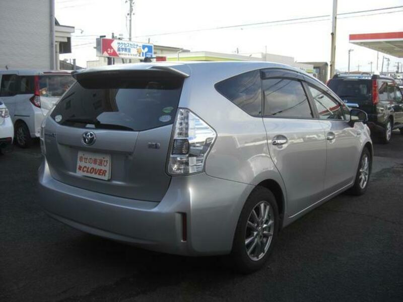 PRIUS ALPHA