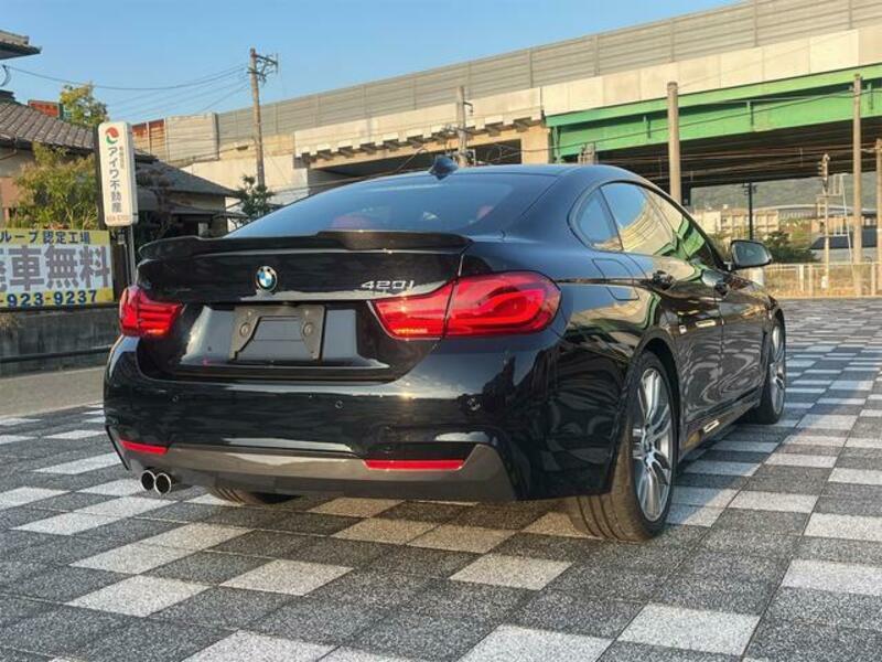 4 SERIES