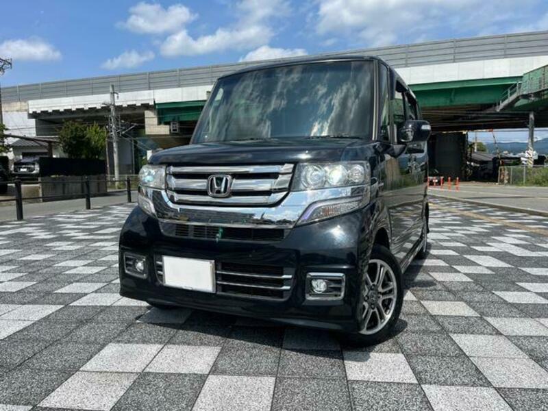 N BOX CUSTOM