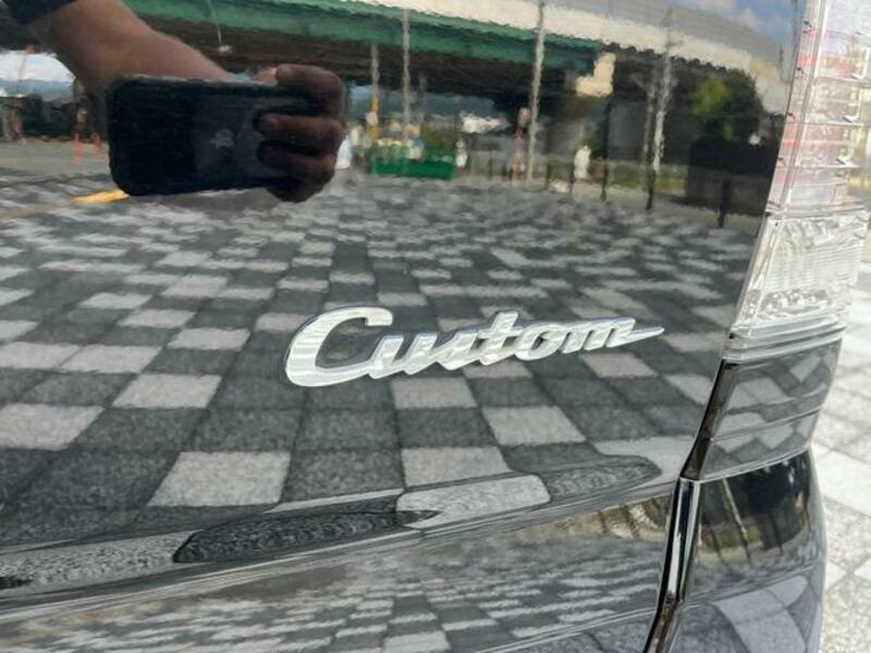 N BOX CUSTOM