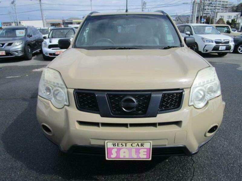 X-TRAIL