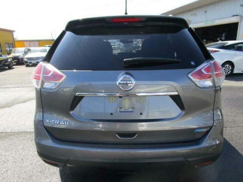 X-TRAIL