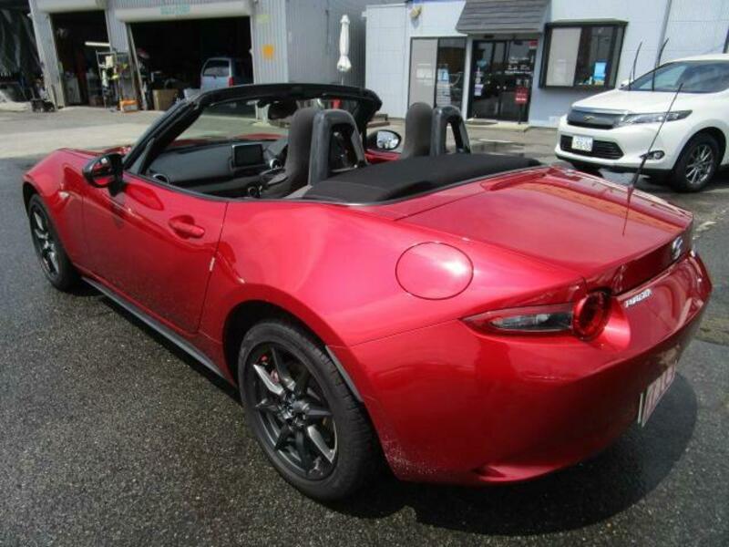 ROADSTER