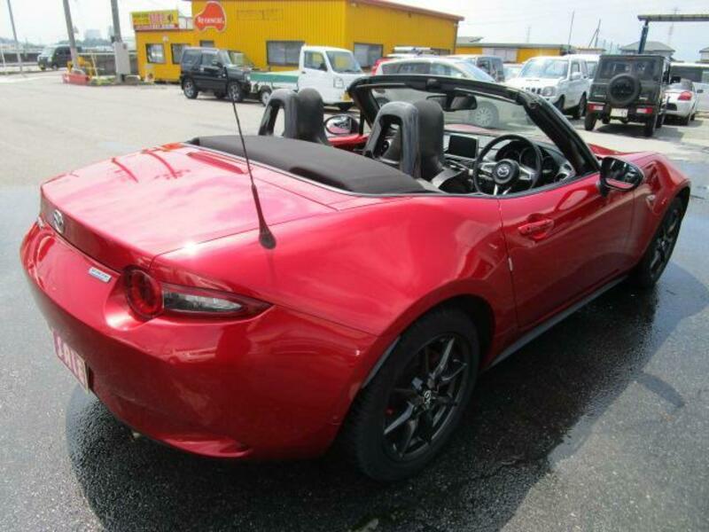 ROADSTER