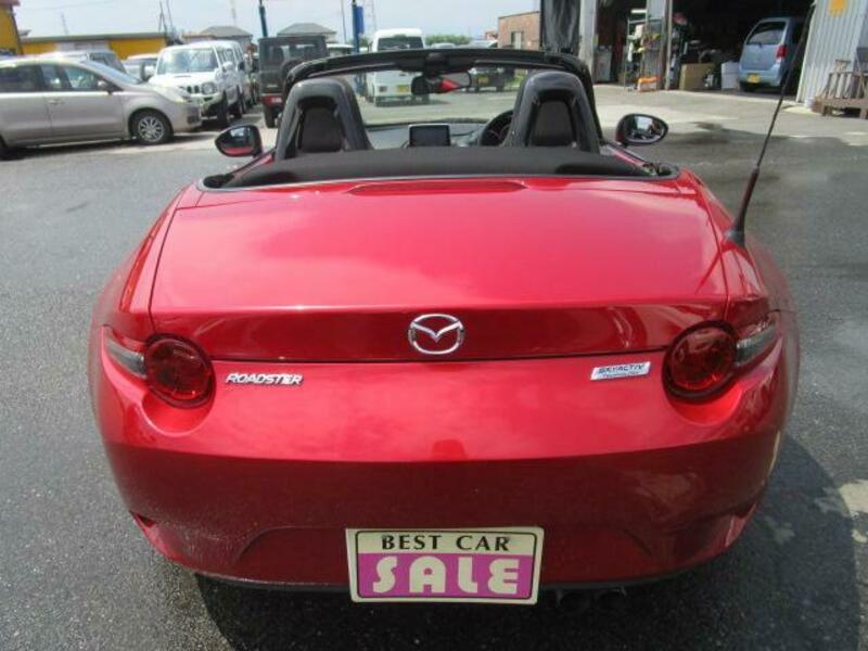 ROADSTER