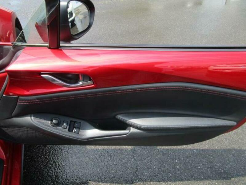 ROADSTER