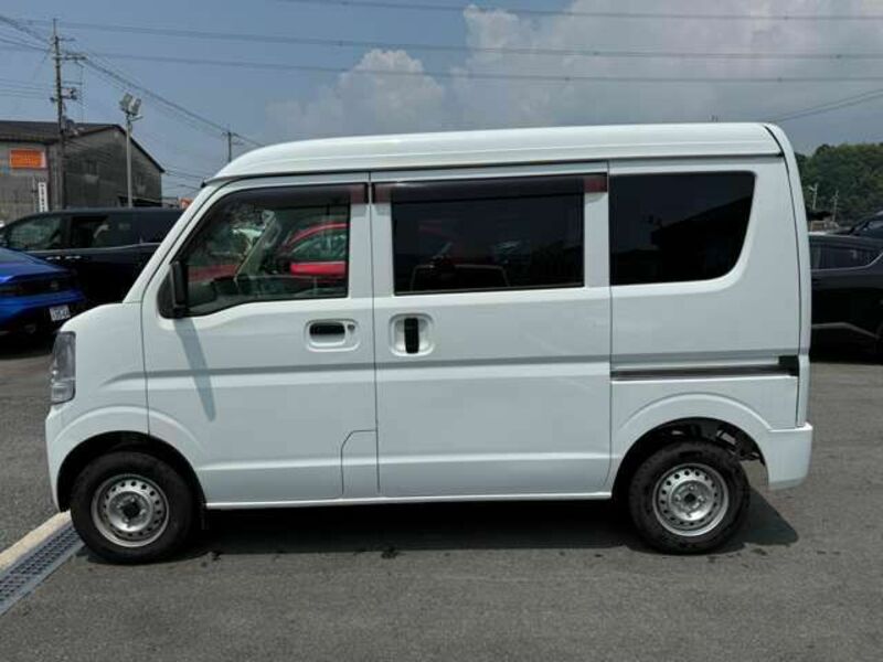 MINICAB VAN