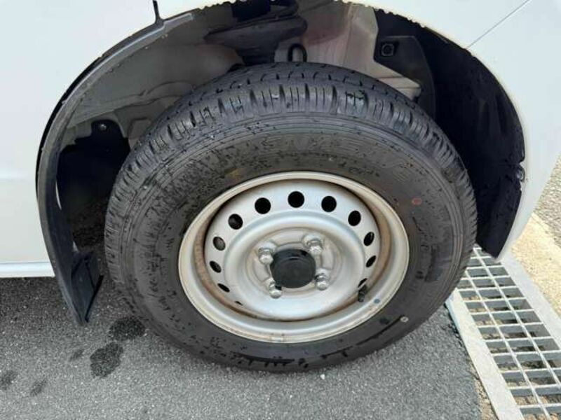 MINICAB VAN
