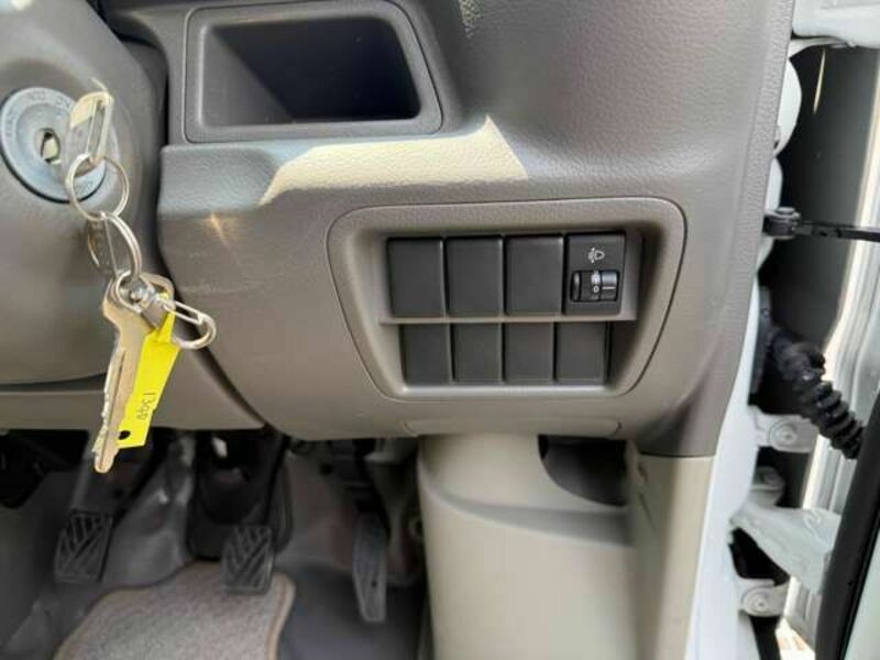 MINICAB VAN