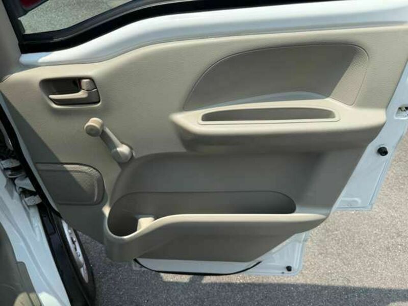 MINICAB VAN