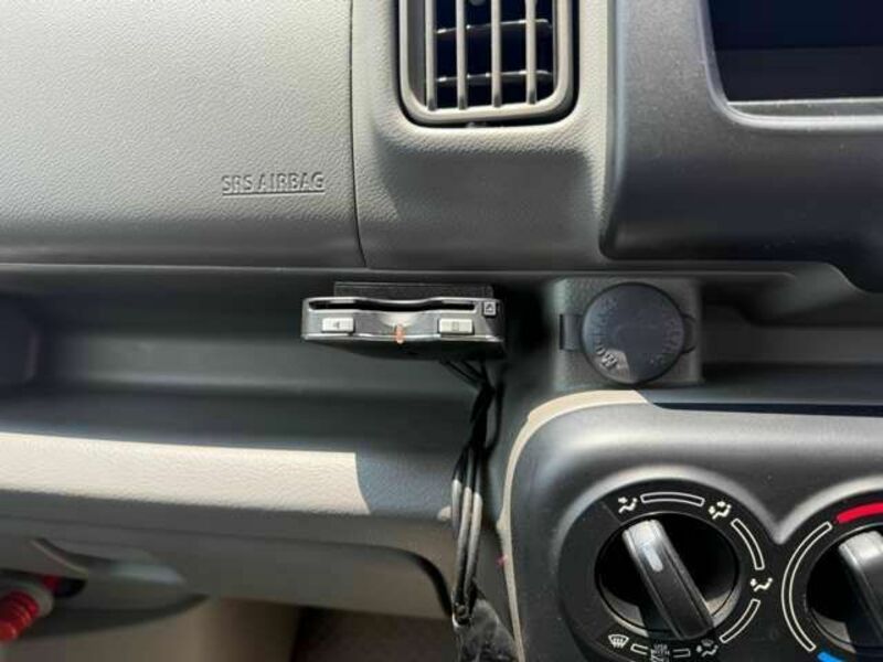 MINICAB VAN