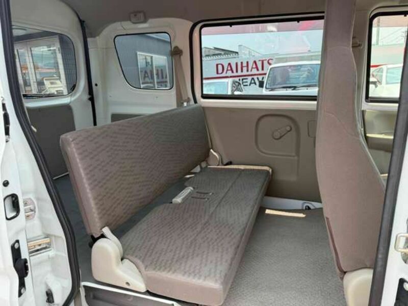 MINICAB VAN