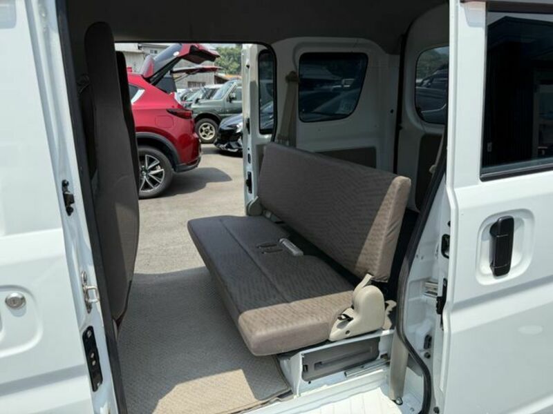 MINICAB VAN