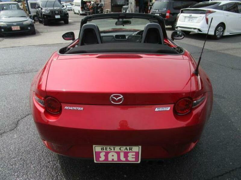 ROADSTER