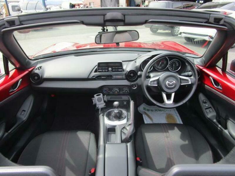 ROADSTER