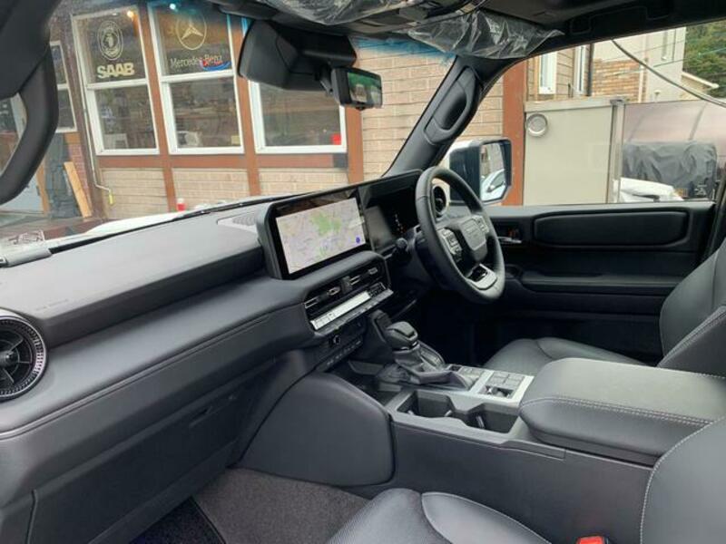 LAND CRUISER 250