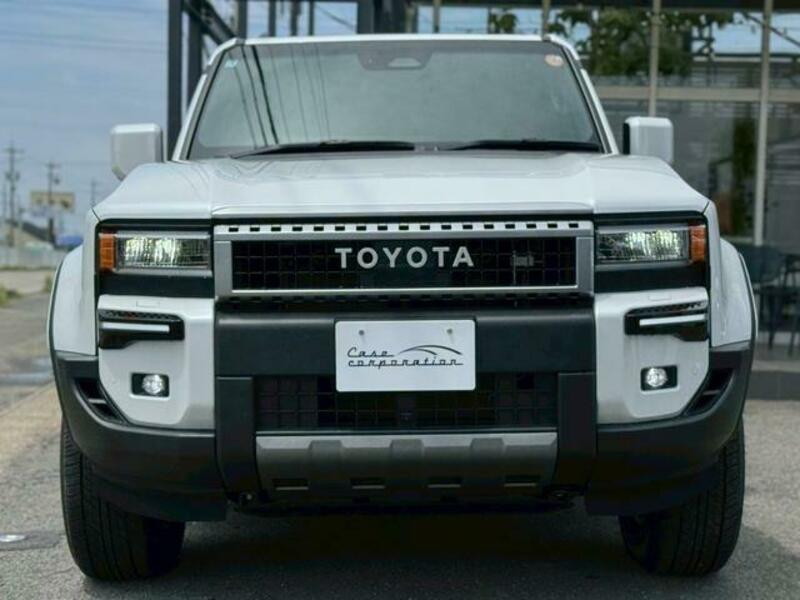 LAND CRUISER 250