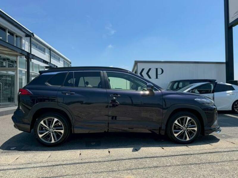 COROLLA CROSS