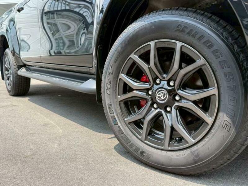 HILUX