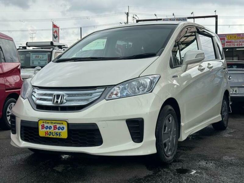 HONDA FREED HYBRID