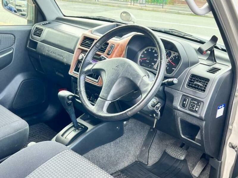 PAJERO MINI