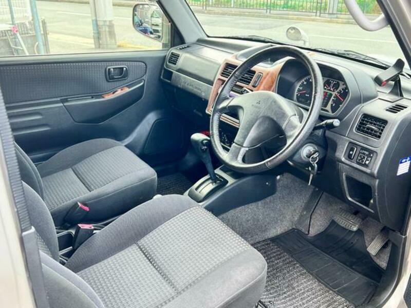 PAJERO MINI
