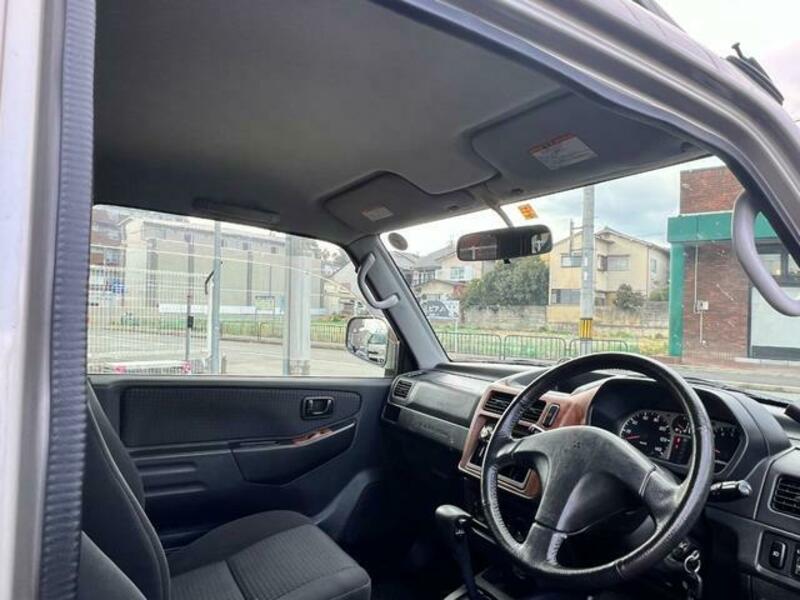 PAJERO MINI