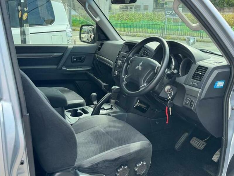 PAJERO