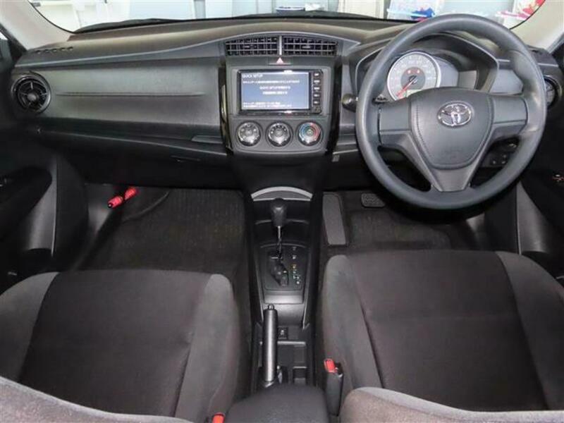 COROLLA AXIO