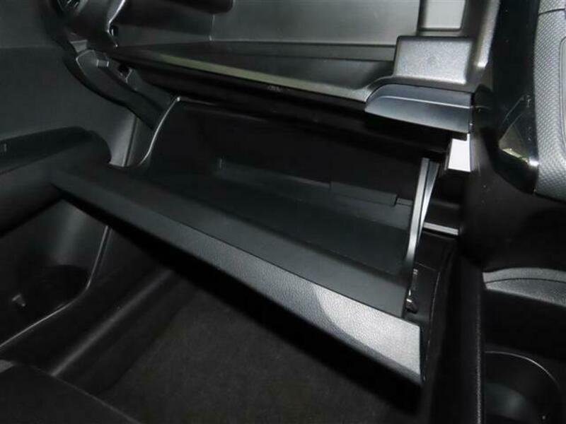 COROLLA AXIO