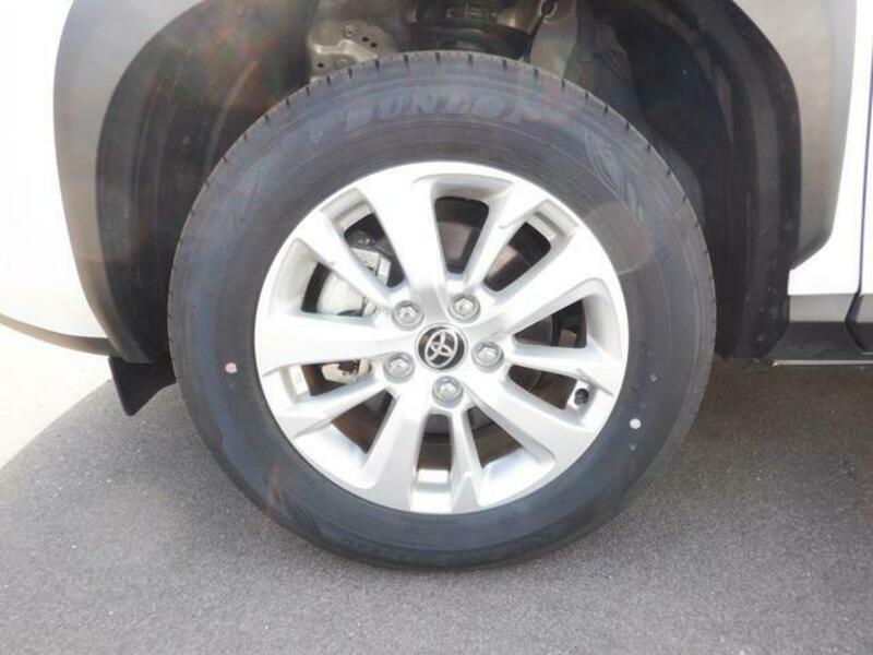 YARIS CROSS