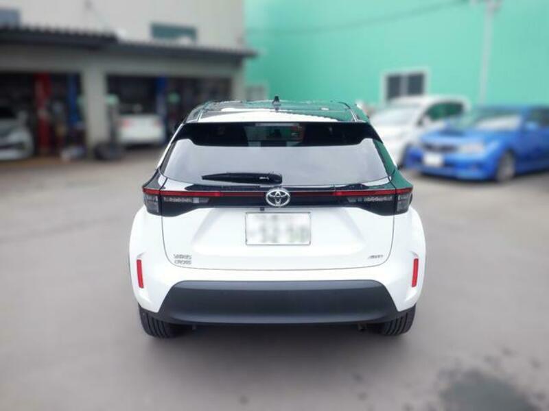 YARIS CROSS