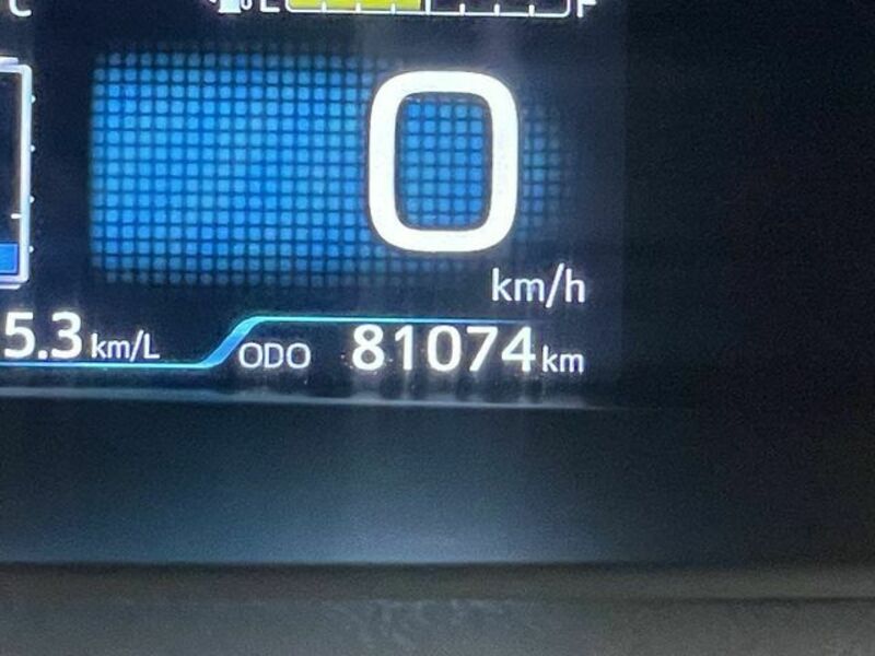 PRIUS PHV