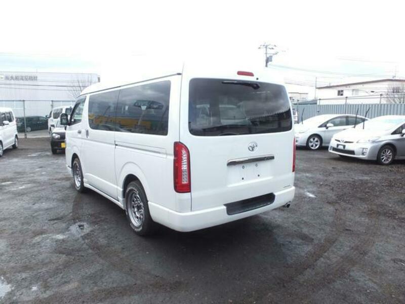 HIACE VAN