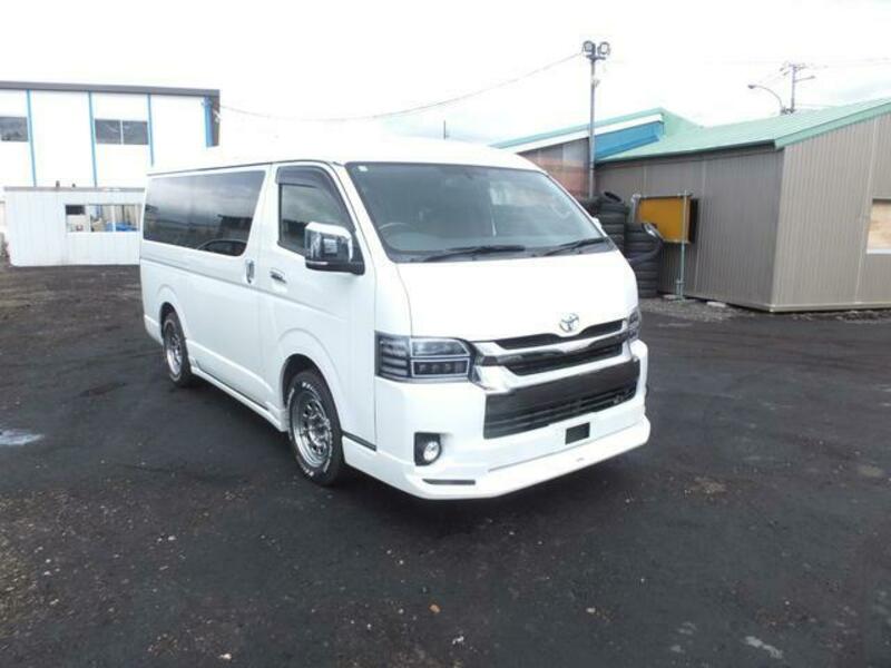 HIACE VAN