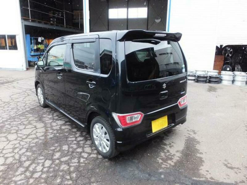 WAGON R