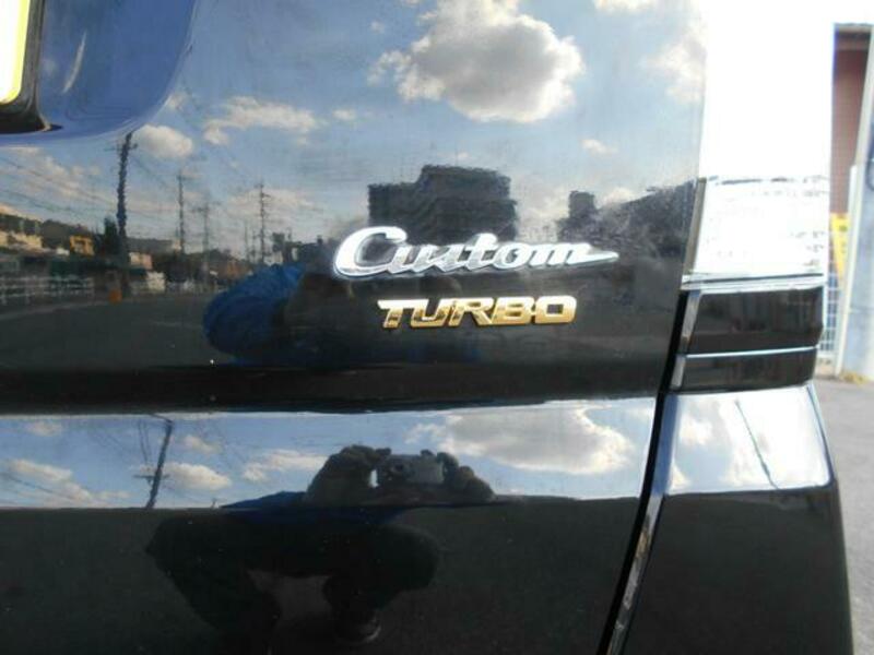 N BOX CUSTOM