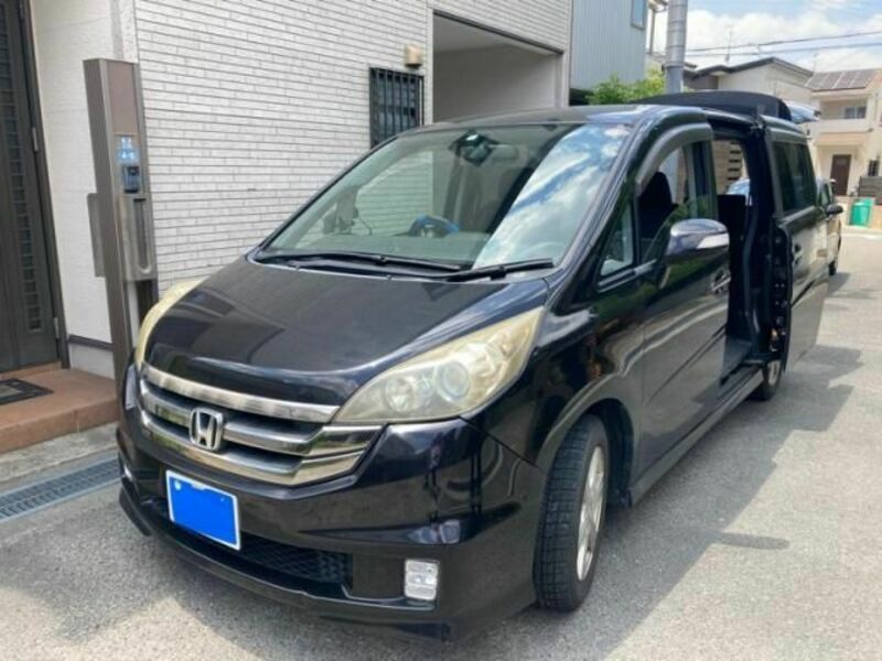 HONDA STEPWAGON SPADA