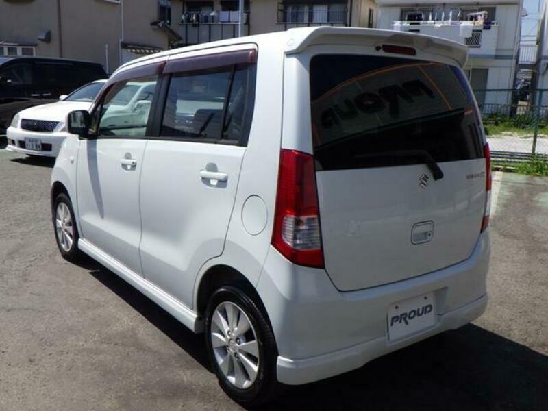 WAGON R