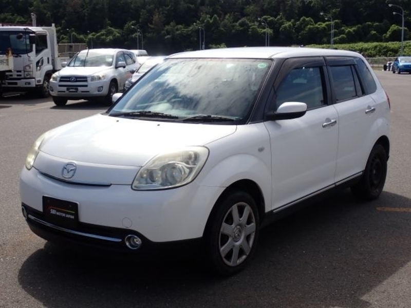 MAZDA VERISA