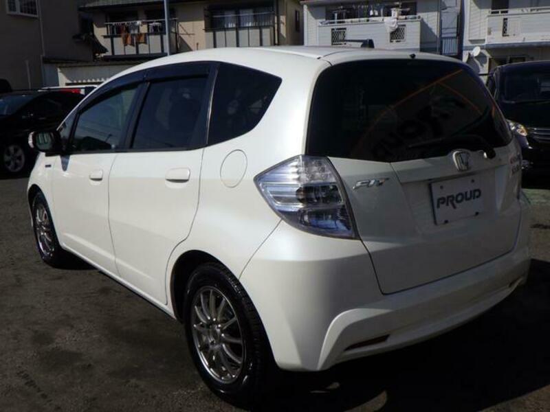 FIT HYBRID