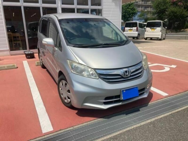 HONDA FREED