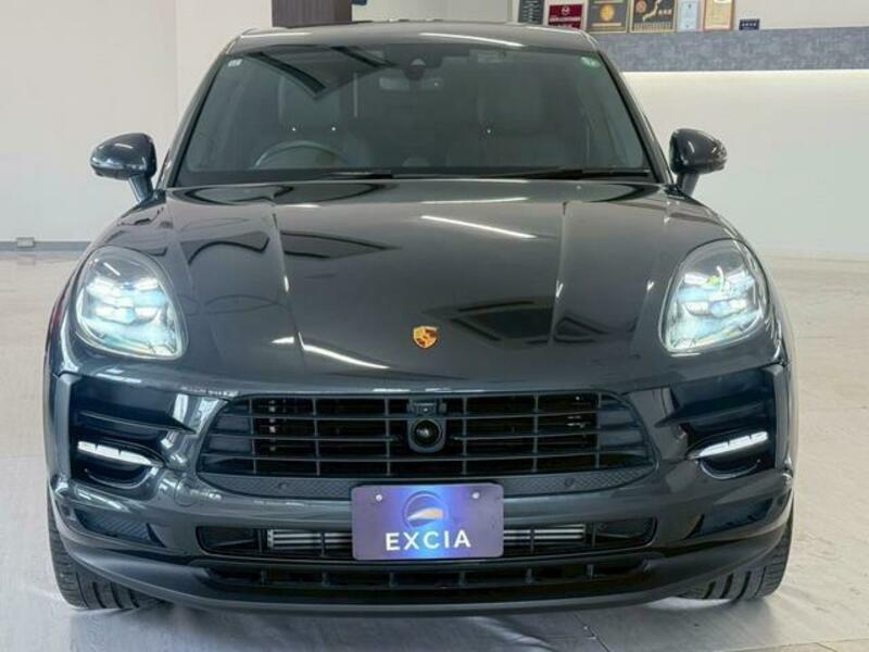 MACAN