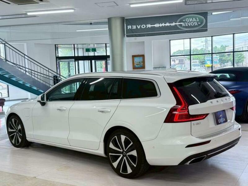 V60